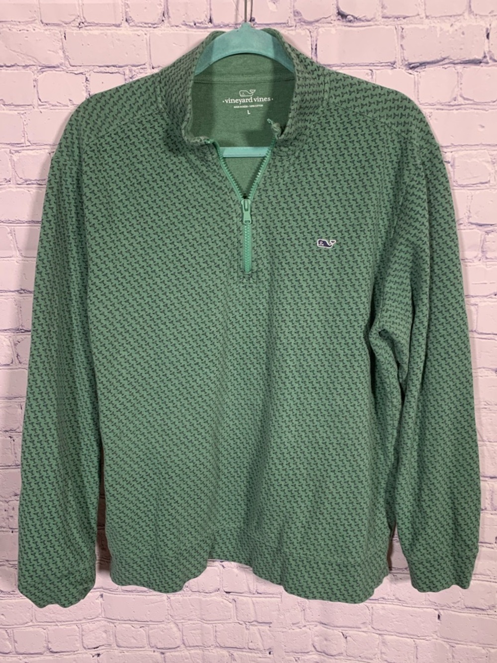 Vineyard Vines mens Saltwater Quarter Zip Pullover Green Tequila Print L Preppy